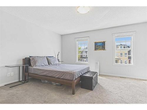 520 Mckenzie Towne Close Se, Calgary, AB - Indoor Photo Showing Other Room