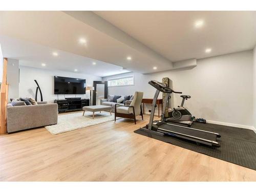 608 Cantrell Drive Sw, Calgary, AB - Indoor Photo Showing Gym Room