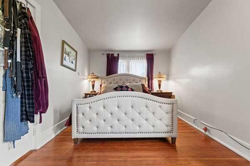 413 50 Avenue, Claresholm, AB - Indoor Photo Showing Bedroom