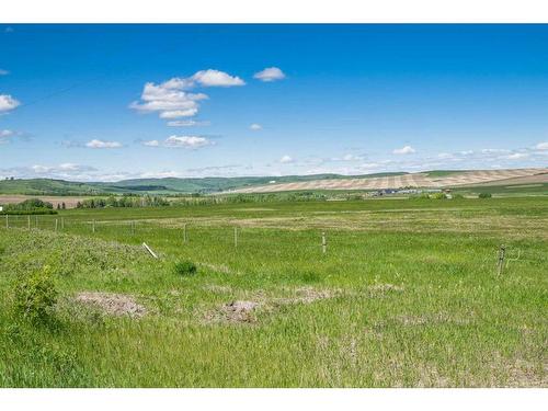 96198 242 Avenue West, Rural Foothills County, AB 