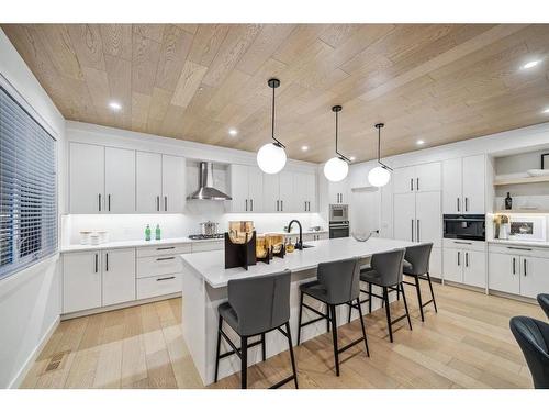 29 Timberline Court Sw, Calgary, AB - Indoor Photo Showing Kitchen With Upgraded Kitchen