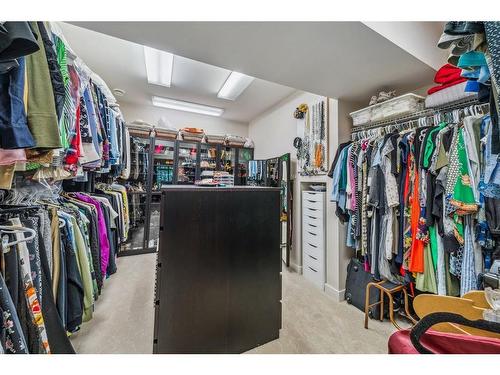 23 Cortina Villas Sw, Calgary, AB - Indoor With Storage