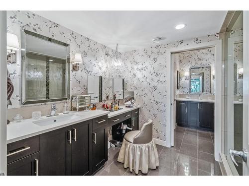 23 Cortina Villas Sw, Calgary, AB - Indoor Photo Showing Bathroom