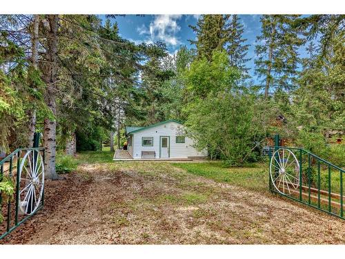 97 Premier Avenue, Gull Lake, AB - Outdoor