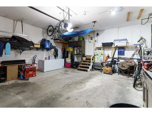 179 Mckenzie Lake Cove, Calgary, AB - Indoor Photo Showing Garage