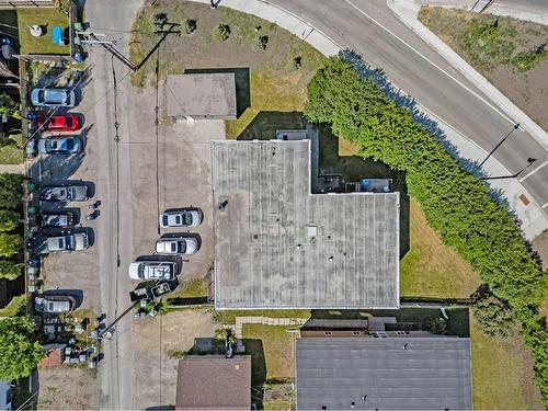 105 First Avenue East, Cochrane, AB - Outdoor