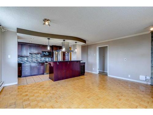 604-215 14 Avenue Sw, Calgary, AB - Indoor Photo Showing Kitchen