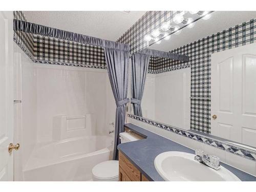 20 Chaparral Drive Se, Calgary, AB - Indoor Photo Showing Bathroom