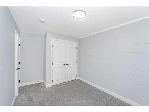 6403 Centre Street Nw, Calgary, AB - Indoor Photo Showing Other Room