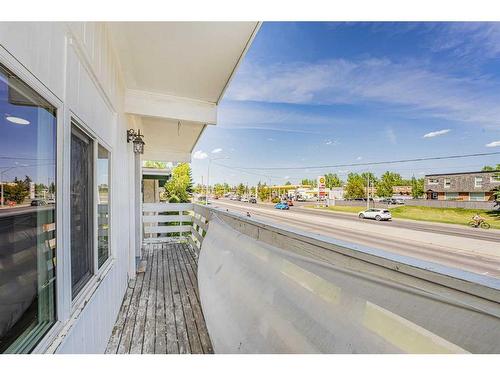 6403 Centre Street Nw, Calgary, AB - Outdoor With Exterior