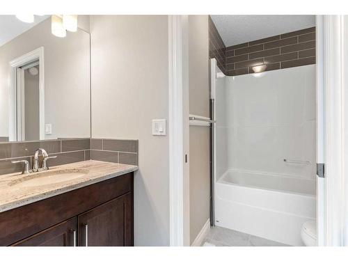 148 Marquis View Se, Calgary, AB - Indoor Photo Showing Bathroom