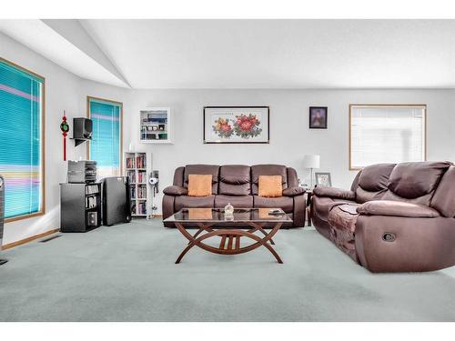 28 Martinwood Way Ne, Calgary, AB - Indoor Photo Showing Living Room