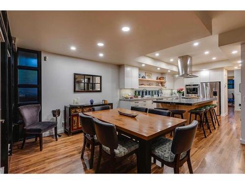 2225 4 Avenue Nw, Calgary, AB - Indoor Photo Showing Dining Room