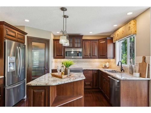 215 Douglasview Road Se, Calgary, AB - Indoor Photo Showing Kitchen With Upgraded Kitchen