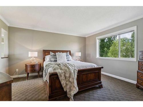 215 Douglasview Road Se, Calgary, AB - Indoor Photo Showing Bedroom