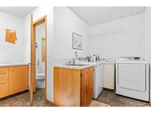 28139 Highway 581, Rural Mountain View County, AB - Indoor Photo Showing Laundry Room