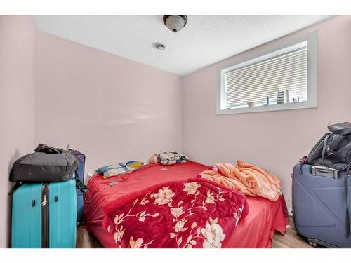 189 Tarington Close Ne, Calgary, AB - Indoor Photo Showing Bedroom