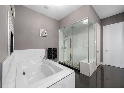 237 Silverado Ranch Manor Sw, Calgary, AB - Indoor Photo Showing Bathroom