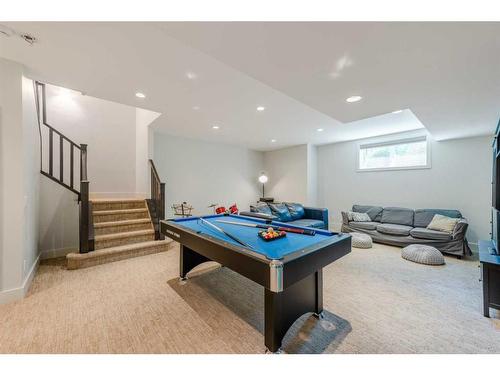 742 24 Avenue Se, Calgary, AB - Indoor Photo Showing Other Room