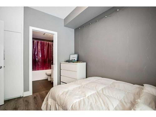 201-515 4 Avenue Ne, Calgary, AB - Indoor Photo Showing Bedroom