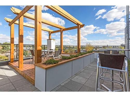 201-515 4 Avenue Ne, Calgary, AB - Outdoor With View With Exterior