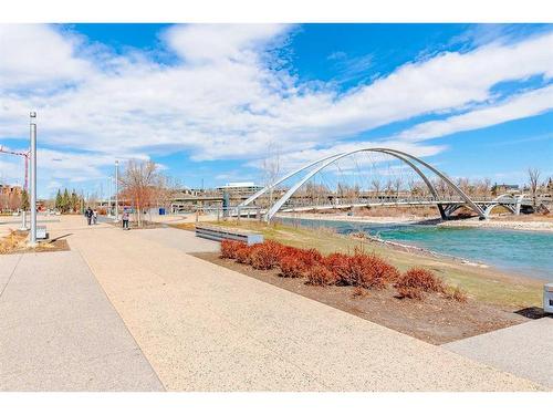 422-615 6 Avenue Se, Calgary, AB - Outdoor With View