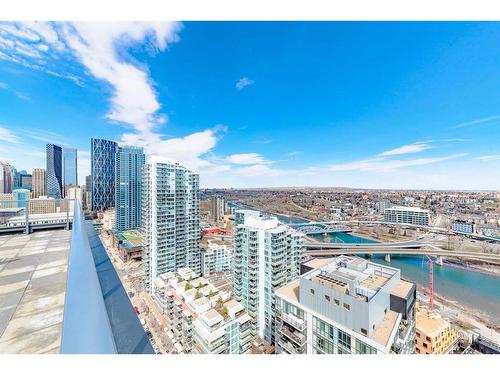 422-615 6 Avenue Se, Calgary, AB - Outdoor With View