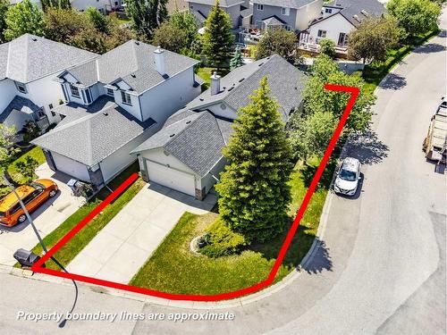 112 Somerset Circle Sw, Calgary, AB - Outdoor