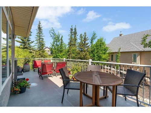 8 Discovery Valley Cove Sw, Calgary, AB - Indoor