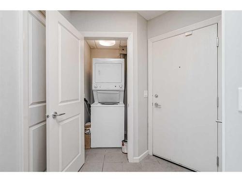 1901-211 13 Avenue Se, Calgary, AB - Indoor Photo Showing Laundry Room