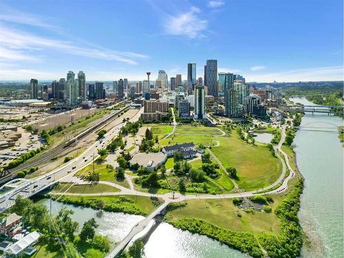 802 9 Street Se, Calgary, AB - Outdoor With View