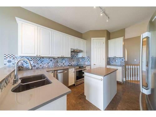 202 Patterson Boulevard Sw, Calgary, AB - Indoor Photo Showing Kitchen With Stainless Steel Kitchen With Double Sink With Upgraded Kitchen