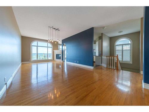 202 Patterson Boulevard Sw, Calgary, AB - Indoor Photo Showing Other Room