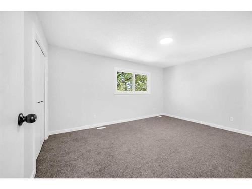 69 Castleglen Road Ne, Calgary, AB - Indoor Photo Showing Other Room