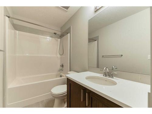 1217 Copperfield Boulevard Se, Calgary, AB - Indoor Photo Showing Bathroom