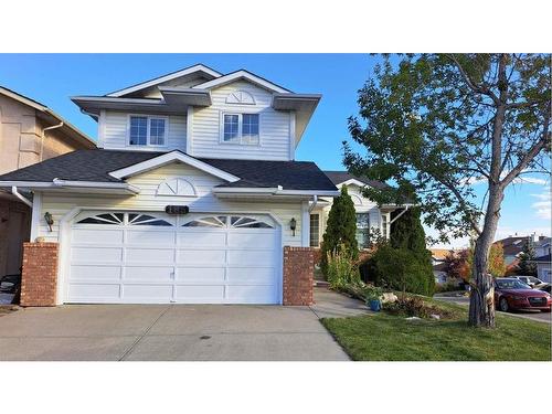 183 Christie Park Hill Sw, Calgary, AB - Outdoor With Facade