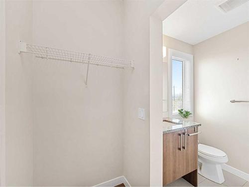 314-20 Sage Hill Terrace Nw, Calgary, AB - Indoor Photo Showing Bathroom