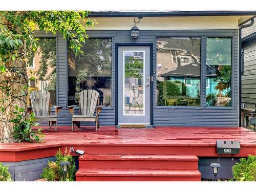 208 16 Street Nw, Calgary, AB - Outdoor With Deck Patio Veranda