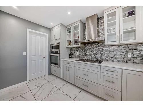 808 Luxstone Square Sw, Airdrie, AB - Indoor Photo Showing Kitchen