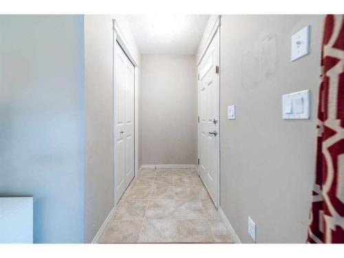 429 Cranberry Park Se, Calgary, AB - Indoor Photo Showing Other Room