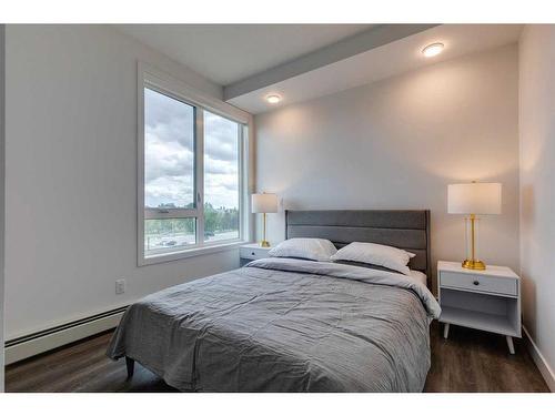 431-3932 University Avenue Nw, Calgary, AB - Indoor Photo Showing Bedroom