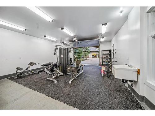 268 Snowberry Circle, Rural Rocky View County, AB - Indoor Photo Showing Gym Room