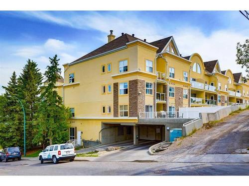 306-1631 28 Avenue Sw, Calgary, AB - Outdoor With Balcony With Facade