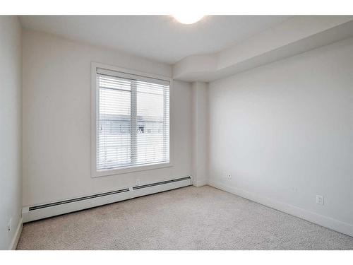 406-3410 20 Street Sw, Calgary, AB - Indoor Photo Showing Other Room