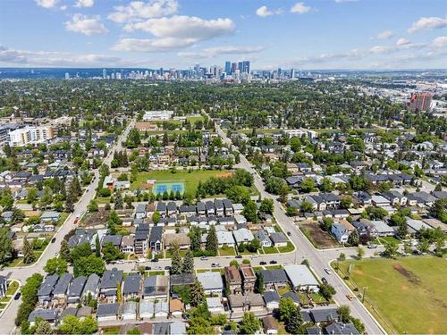 609 54 Avenue Sw, Calgary, AB - Outdoor With View