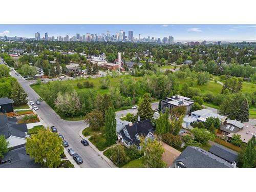 4008 15 Street Sw, Calgary, AB - Outdoor With Facade