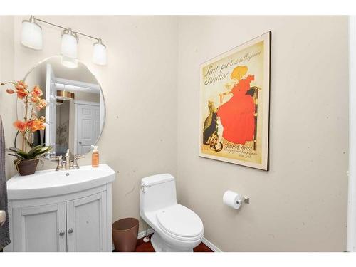 131 Chapalina Crescent Se, Calgary, AB - Indoor Photo Showing Bathroom