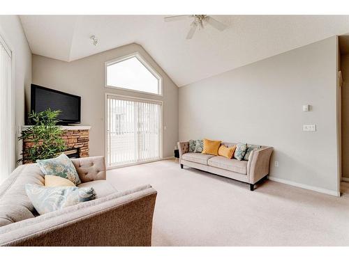 2312-7451 Springbank Boulevard Sw, Calgary, AB - Indoor Photo Showing Other Room