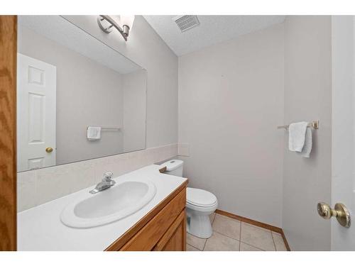 91 Macewan Meadow Way Nw, Calgary, AB - Indoor Photo Showing Bathroom