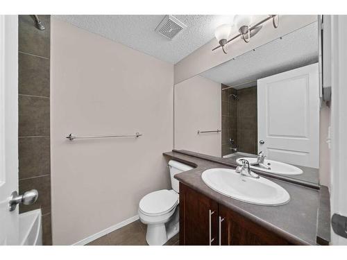 2113-16969 24 Street Sw, Calgary, AB - Indoor Photo Showing Bathroom